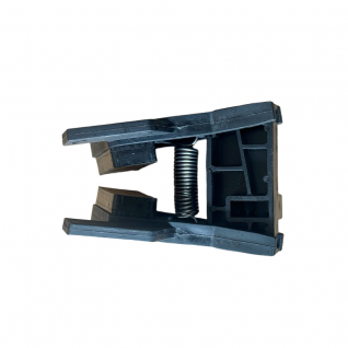 Nipper for Spring loaded gripper with sponge block for compact spinning machine parts